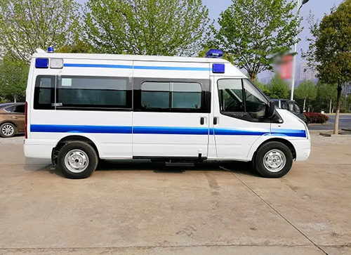 和布克赛尔救护车出租